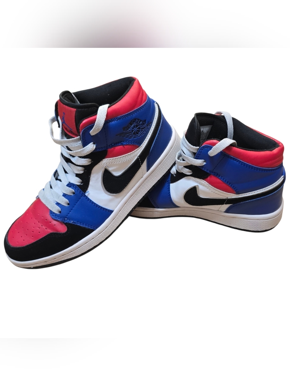 Nike Air Jordan 1 Mid “Top 3” Red Blue Black White Size 8 Mens - Picture 2 of 8